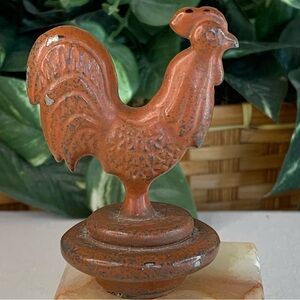 Antique Cast Iron Rooster Figurine Filial Topper Chicken Farmhouse Decor Statue
